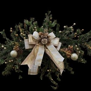 Festive Green and Gold Holiday Wreath